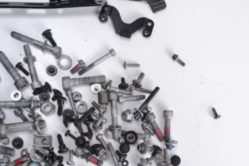 Болты крепления рамы APRILIA RS 125 25-26