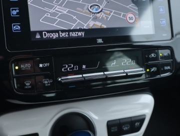 Toyota Prius IV Hatchback 1.8 Hybrid 122KM 2017 Toyota Prius 1.8 PHV, Salon Polska, Serwis ASO, zdjęcie 19