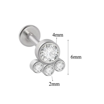 Пирсинг хирургического сустава половых губ, хрустальный камень в чападе