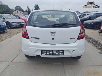 Dacia Sandero I 2009 Dacia Sandero 1,2 16v klima elektryka wspomaganie oplacona 1.2 Benzyna, zdjęcie 6