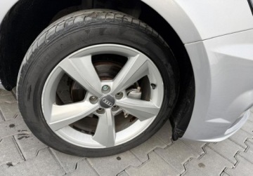 Audi A1 I Sportback 5d Facelifting 1.4 TDI ultra 90KM 2016 Audi A1 Sportback auto jak nowe w bogatej wersjiliftled 1.4 Diesel 90KM, zdjęcie 25