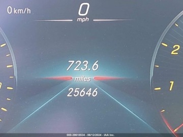 Mercedes Klasa C W205 2020 Mercedes-Benz Klasa C 2020 Mercedes-Benz C-Class C 300 Sedan 2.0 Benzyna, zdjęcie 13