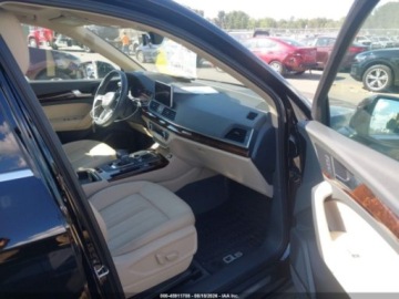 Audi Q5 II SUV 2.0 TFSI 252KM 2018 Audi Q5 2018 AUDI Q5 2.0T PREMIUM2.0T TECH PREMIUM 2.0 Benzyna 252KM, zdjęcie 5