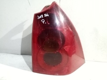 Peugeot 307 SW lampa prawa tył tylna