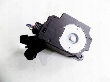 PEUGEOT 208 I 17R MOTOREK RADIÁTORU