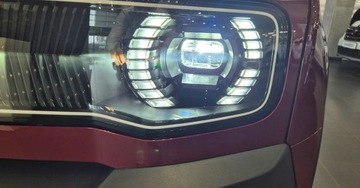 Renault 2025 Renault 4 evolution 120 KM urban range od reki Elektryczny 120KM, zdjęcie 3