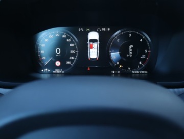 Volvo V90 II Kombi 2.0 D5 235KM 2017 Volvo V90 Cross Country D5 2.0 AWD, Salon Polska, zdjęcie 10