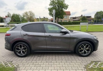Alfa Romeo Stelvio SUV Facelifting 2.0 Turbo 200KM 2021 Alfa Romeo Stelvio Alfa Romeo Stelvio 2.0 Benzyna 201KM, zdjęcie 3