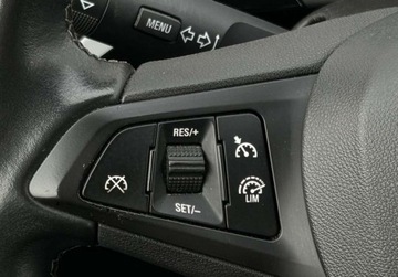 Opel Corsa E Hatchback 3d 1.4 Twinport 75KM 2019 Opel Corsa Color Edition, Tempomat, Tryb City, Multifunkcyjna kierownica, zdjęcie 19