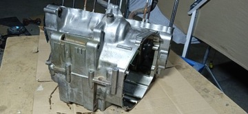 SUZUKI GSF 600 BANDIT CRANKERS КОРПУС БЛОКА ДВИГАТЕЛЯ ВЕРХНИЙ НИЖНИЙ ШАТАНТ