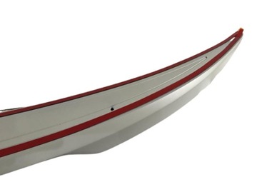 Спойлер на крышке багажника Alfa Romeo Giulia.