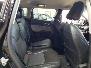 Jeep Compass II 2022 Jeep Compass 2022r., Latitude, 2.4L, od ubezpieczalni 2.4 Benzyna 179KM, zdjęcie 8