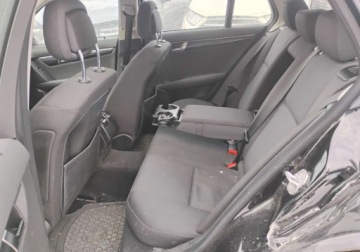 Mercedes Klasa C W204 Kombi T204 1.8 180 K 156KM 2008 Mercedes-Benz Klasa C 112008r. 1.8 Benzyna. Lekko uszkodzony lewy bok. Jez, zdjęcie 8