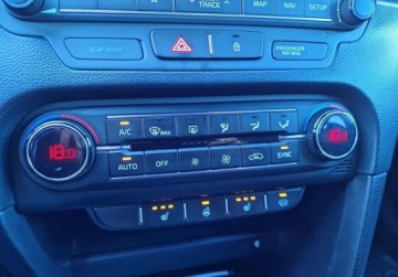 Kia Ceed III Hatchback 1.4 T-GDi 140KM 2019 Kia Ceed LED Climatronic Navi JBL Alu 17 Tempomat Kamera Salon PL Dealer K, zdjęcie 20