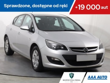 Opel Astra J GTC 1.7 CDTI ECOTEC 110KM 2014 Opel Astra 1.7 CDTI, Salon Polska, Serwis ASO