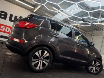 Kia Stinger 2011 Kia Sportage 1.7 crdi po serwisie olejowo filtrowym gotowy do jazdy bezwyp, zdjęcie 13
