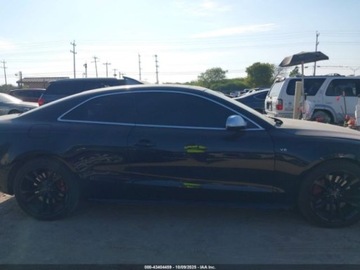 Audi A5 8T S5 Coupe 4.2 354KM 2010 Audi S5 Coupe 4.2 Premium Plus 2010 4.2 Benzyna 354KM, zdjęcie 6