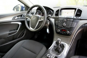 Opel Insignia I Sports Tourer 2.0 CDTI ECOTEC 130KM 2012 Opel Insignia Navi/6 Biegów/ Parktronic/BiXenon, zdjęcie 9