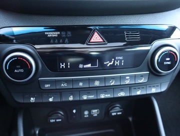 Hyundai Tucson III SUV Facelifting 1.6 T-GDi 177KM 2019 Hyundai Tucson 1.6 T-GDI, Salon Polska, zdjęcie 16