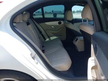 Mercedes Klasa C W205 2018 Mercedes-Benz Klasa C C 300 2.0 Benzyna 241KM, zdjęcie 12