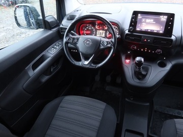 Opel Combo E Kombivan 1.2 Turbo 110KM 2019 Opel Combo 1.2 Turbo, Salon Polska, Serwis ASO, zdjęcie 6