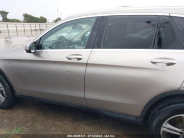 Mercedes GLC C253 2019 Mercedes-Benz GLC 2019 Mercedes-Benz GLC GLC 300 SUV 2.0 Benzyna 241KM, zdjęcie 12