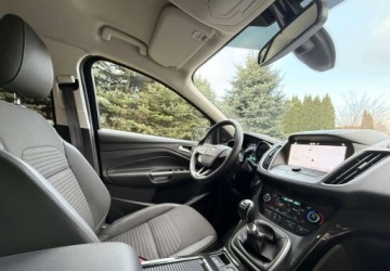 Ford Kuga II SUV Facelifting 1.5 EcoBoost 150KM 2019 Ford Kuga Ford Kuga 1.5 EcoBoost 2x4 Titanium 1.5 Benzyna 150KM, zdjęcie 29