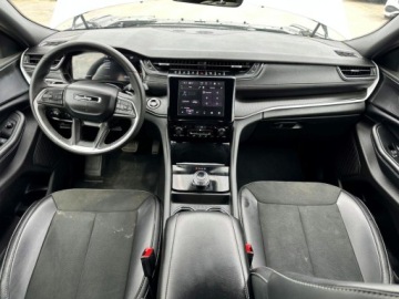 Jeep Cherokee V 2025 Jeep Cherokee 2025 JEEP GRAND CHEROKEE LAREDO 3.6 Benzyna 295KM, zdjęcie 5