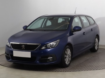 Peugeot 308 II SW Facelifting 1.2 PureTech 130KM 2019 Peugeot 308 1.2 PureTech, Automat, Navi, Klima, zdjęcie 1