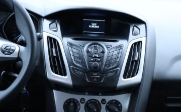 Ford Focus III Kombi 1.6 TDCi 105KM 2013 Ford Focus SW KLIMA, Tempomat, Centralny Zamek, El. Szyby, Zadbany 1.6, zdjęcie 6