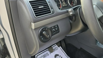 Volkswagen Touran II 1.6 TDI 105KM 2014 Volkswagen Touran Sewisowany 1.6 TDI, zdjęcie 20