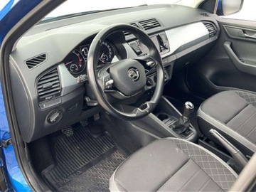 Skoda Fabia III Kombi Facelifting 1.0 TSI 95KM 2021 Skoda Fabia 1.0 TSI 95KM Ambition SalonPL SerwisASO Led SmartLink FV23 95KM, zdjęcie 9