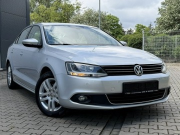 Volkswagen Jetta VI Sedan 1.6 TDI CR DPF 105KM 2013
