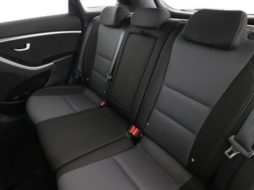 Hyundai i30 II Wagon Facelifting 1.6 CRDi 136KM 2015 Hyundai i30 1.6 CRDi Blue Klimatronik Nawigacja, zdjęcie 16