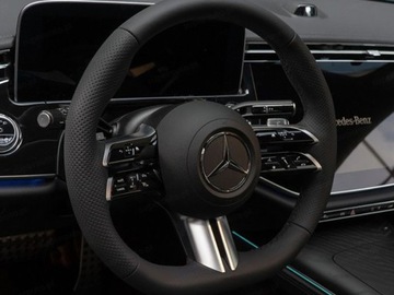 Mercedes Klasa E W214 Sedan 2.0 220d 197KM 2025 E Klasa 220 d 4-Matic AMG 2.0 197KM 2025, zdjęcie 4