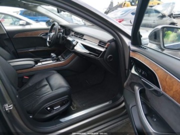 Audi A8 D5 2019 Audi A8 L 55 2019 3.0 Benzyna 335KM, zdjęcie 9