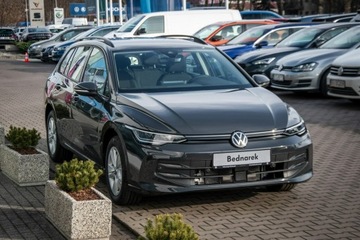 Volkswagen Golf VIII Hatchback Facelifting 2.0 TDI SCR 116KM 2025 Volkswagen Golf Variant 2.0 TDI 116 KM, zdjęcie 4