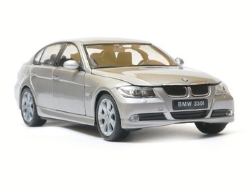 BMW 330i 1:24 WELLY kolor: srebrny