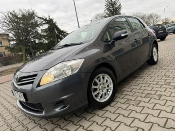 Toyota Auris I Hatchback 5d Facelifting 1.4 D-4D 90KM 2012 Toyota Auris 1.4D-4D Lift 2012r Klimatyzacja