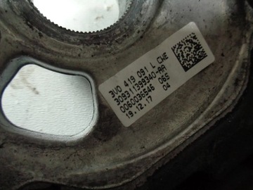 SKODA OCTAVIA III SUPERB VOLANT MULTIFUNKČNÍ 3V0419091L