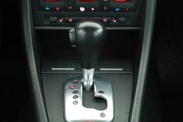 Audi A4 B5 Avant 1.8 20V Turbo 150KM 2001 Audi A4 1.8 T, Automat, Klima, Klimatronic, zdjęcie 10