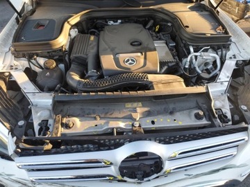 Mercedes GLC C253 2018 Mercedes-Benz GLC 300 4Matic 2018 2.0 Benzyna 241KM, zdjęcie 6