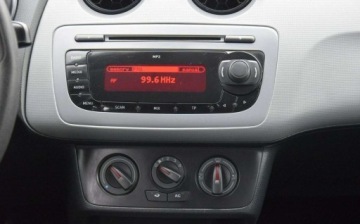 Seat Ibiza IV Hatchback 5d Facelifting 1.2 TSI 105KM 2013 Seat Ibiza 1.2B 2013r Klima 2 KPL KOL Nowy KPL Rozrzad Sprowadzony, zdjęcie 24