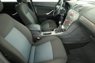 Ford Mondeo IV Kombi 1.8 Duratorq TDCi 125KM 2010 Ford Mondeo 1.8 TDCi, Salon Polska, Klima, zdjęcie 6