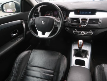 Renault Laguna III Hatchback 2.0 dCi 150KM 2009 Renault Laguna 2.0 dCi, Klima, Klimatronic, zdjęcie 6