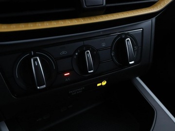 Seat Arona Crossover Facelifting 1.0 TSI 95KM 2022 Seat Arona LED multifunkcja klimatyzacja czujniki, zdjęcie 26