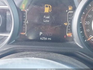 Jeep Wrangler IV 2024 Jeep Wrangler 4-Door Rubicon 2024 3.6l 3.6 Benzyna 285KM, zdjęcie 11