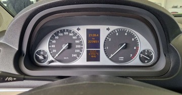 Mercedes Klasa B W245 170 116KM 2007 Mercedes-Benz Klasa B B170 Bezowy srodek Klimatyzacja 1.7 Benzyna 115KM, zdjęcie 14