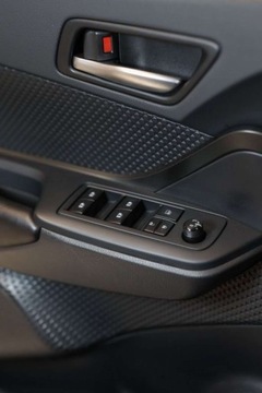 Toyota C-HR I Crossover 1.2L Turbo 116KM 2019 Toyota C-HR 1.2 T Premium 1.2 Benzyna 116KM, zdjęcie 13