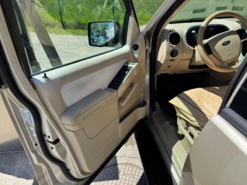 Ford Explorer IV 2006 FORD EXPLORER IV 4.0 V6 4WD, zdjęcie 7